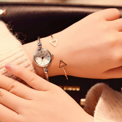 Small Gold Bangle Bracelet Luxury Watches Stainless Steel Retro Ladies Quartz Wristwatches Fashion Casual Women Dress Watch